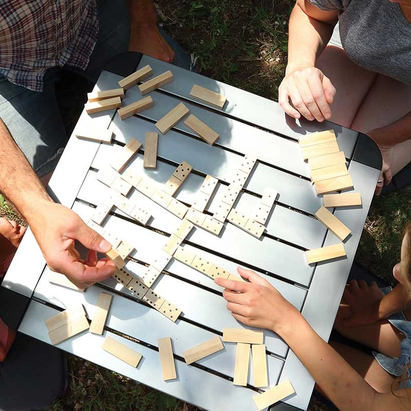 Retro Tower Blast: The Ultimate 3-in-1 Family Game Fun!